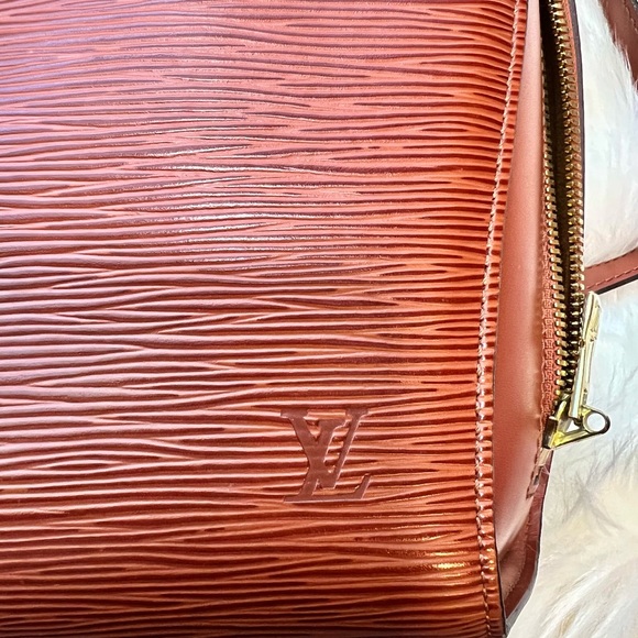 ♦️Louis Vuitton mabillon Epi Backpack - Picture 10 of 11